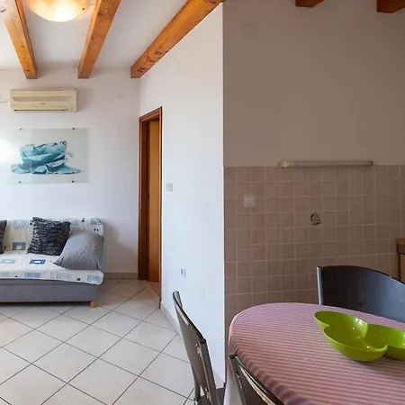 Apartman Tinka, No 5 Starigrad-Paklenica