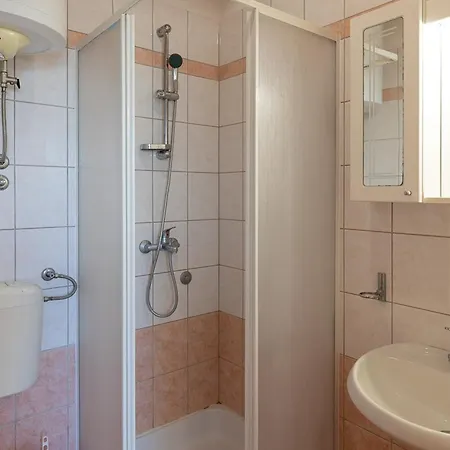 Apartamento Tinka, No 5 *